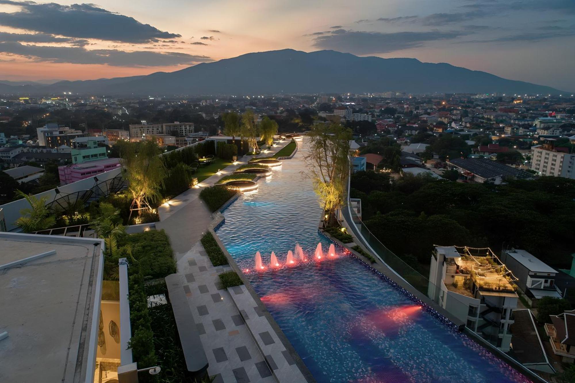 Hotel Astra Sky River 5*