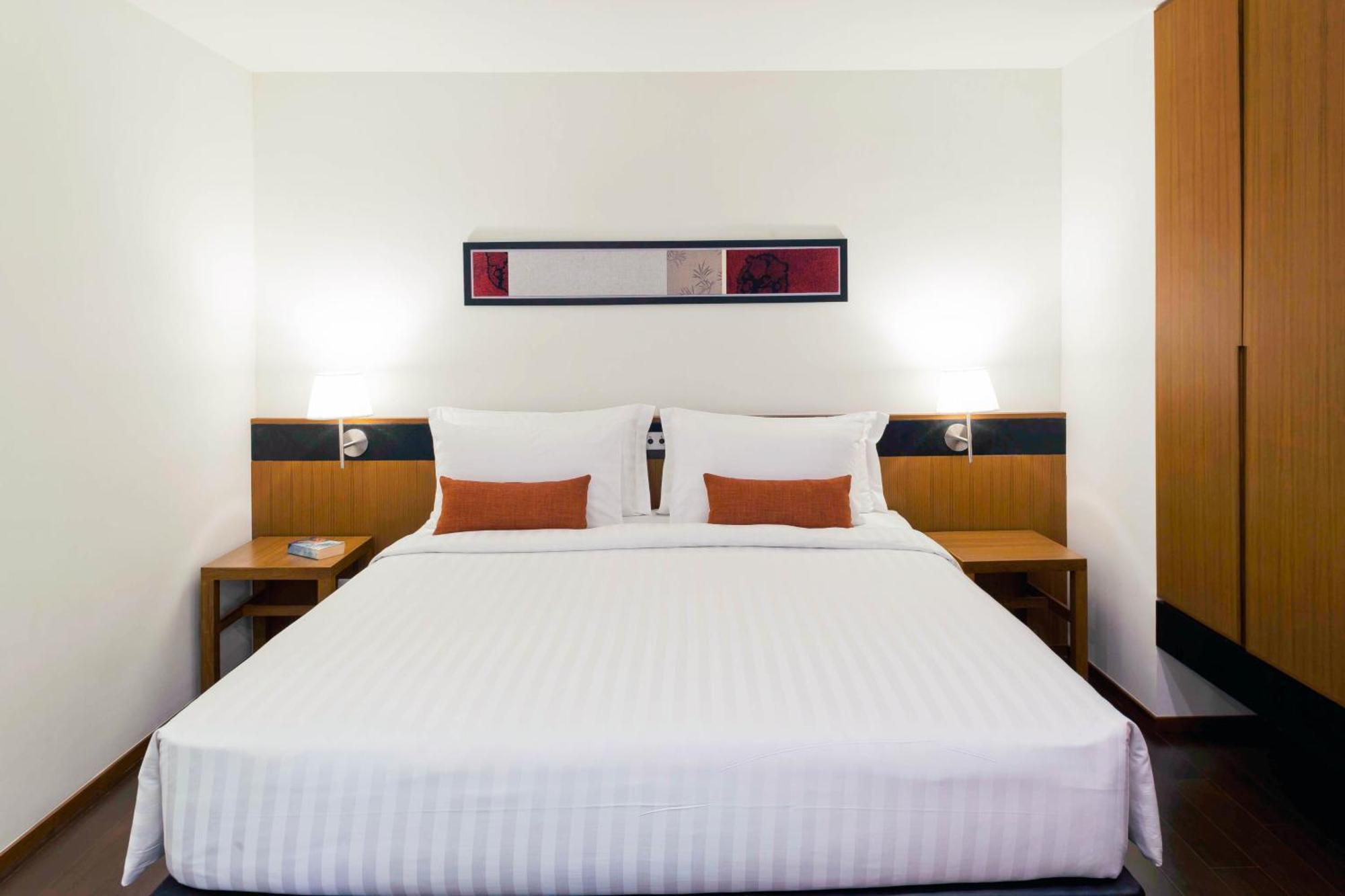 Hotel Eastin Tan