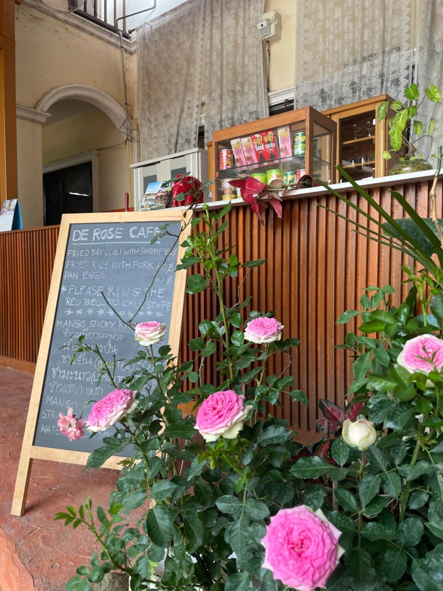 Hotel De Rose