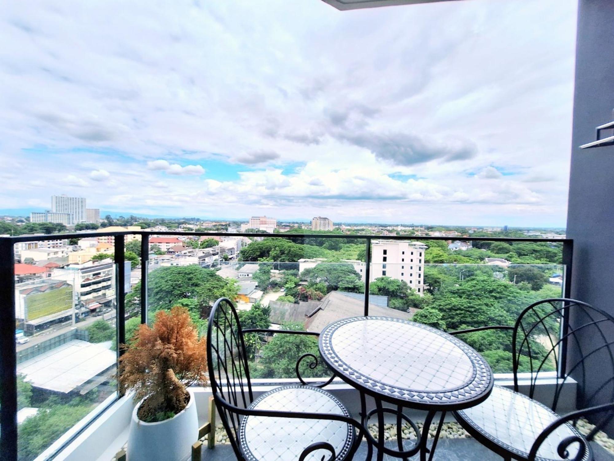 Astra Sky River Apartment Chiang Mai