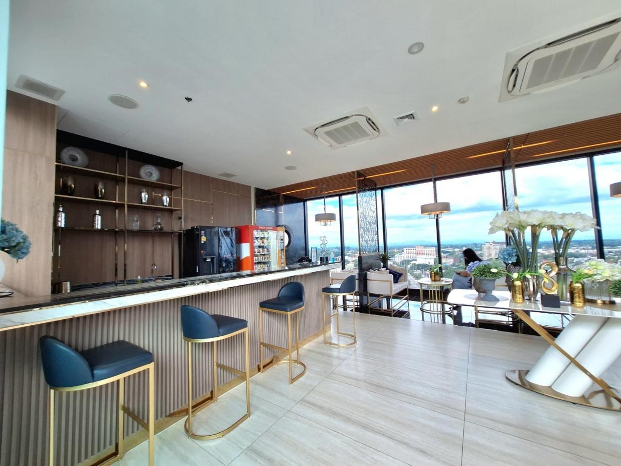 Astra Sky River Apartment Chiang Mai
