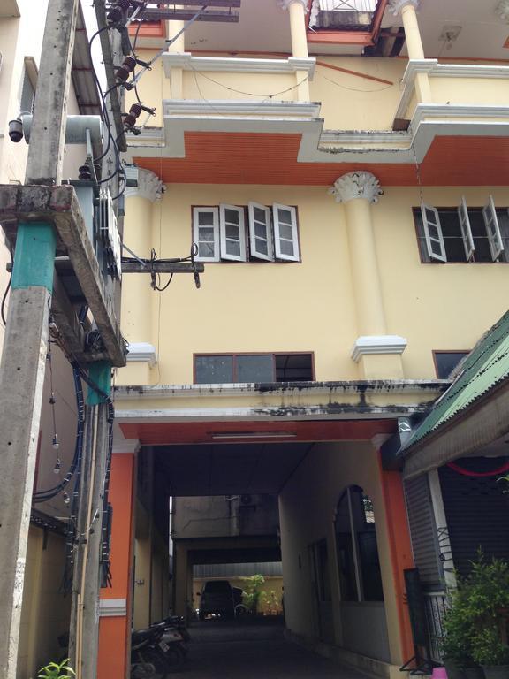 Traveller Hotel
