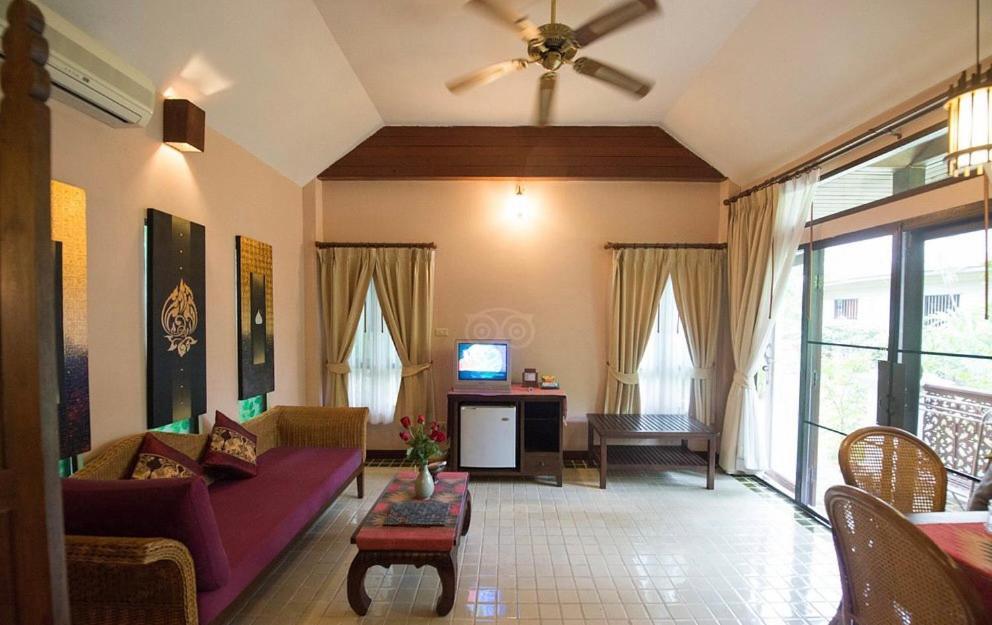 Baan Orapin Bed & Breakfast