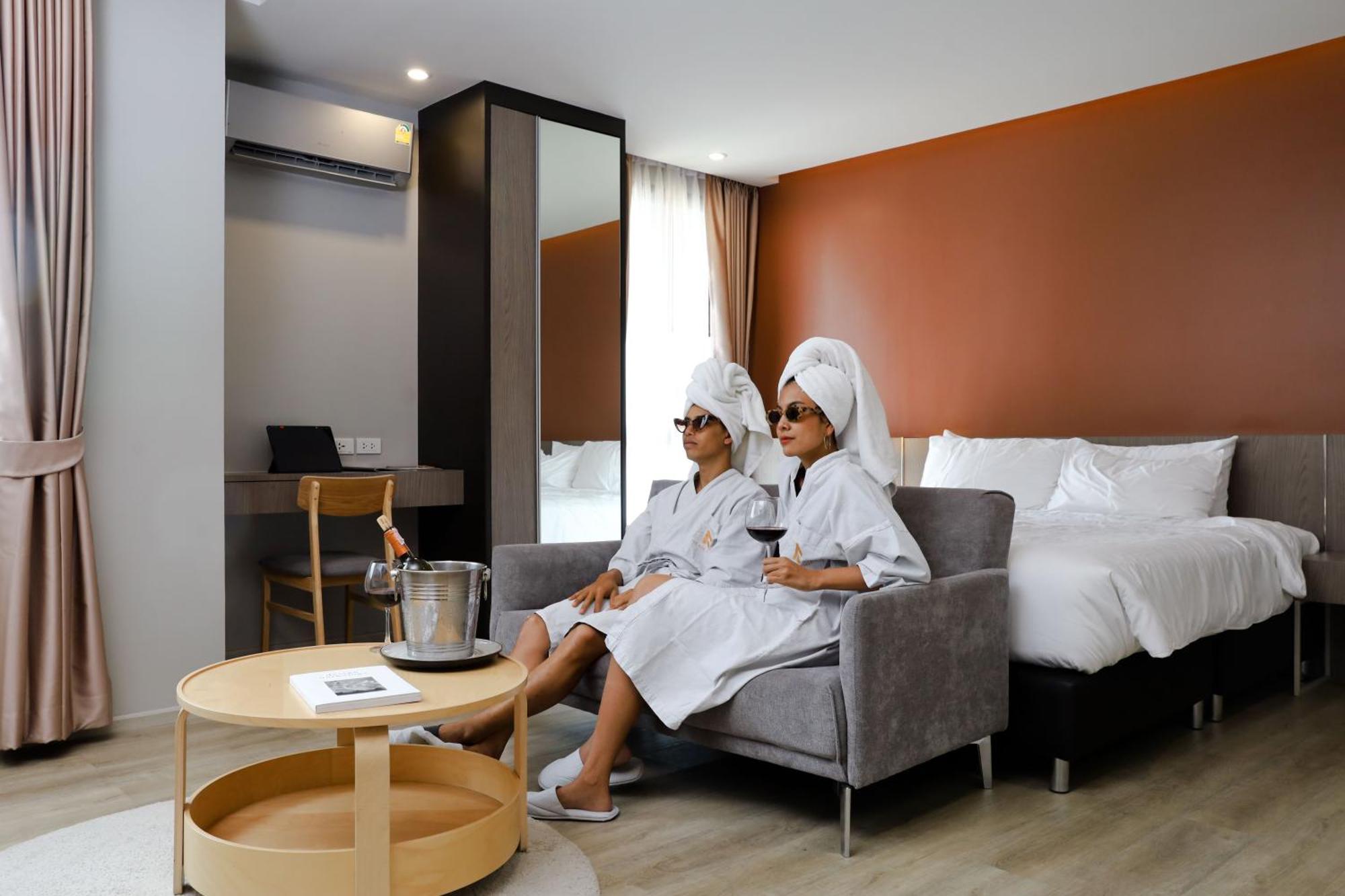 Hotel The Rise Hotel, - Sha Extra