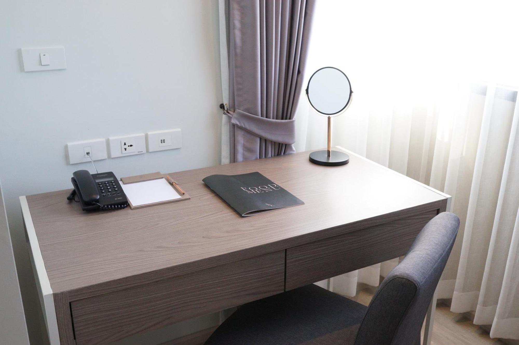 Hotel The Rise Hotel, - Sha Extra Chiang Mai