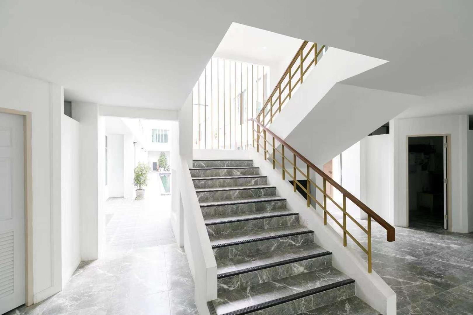 Aparthotel D Village Condominium *
