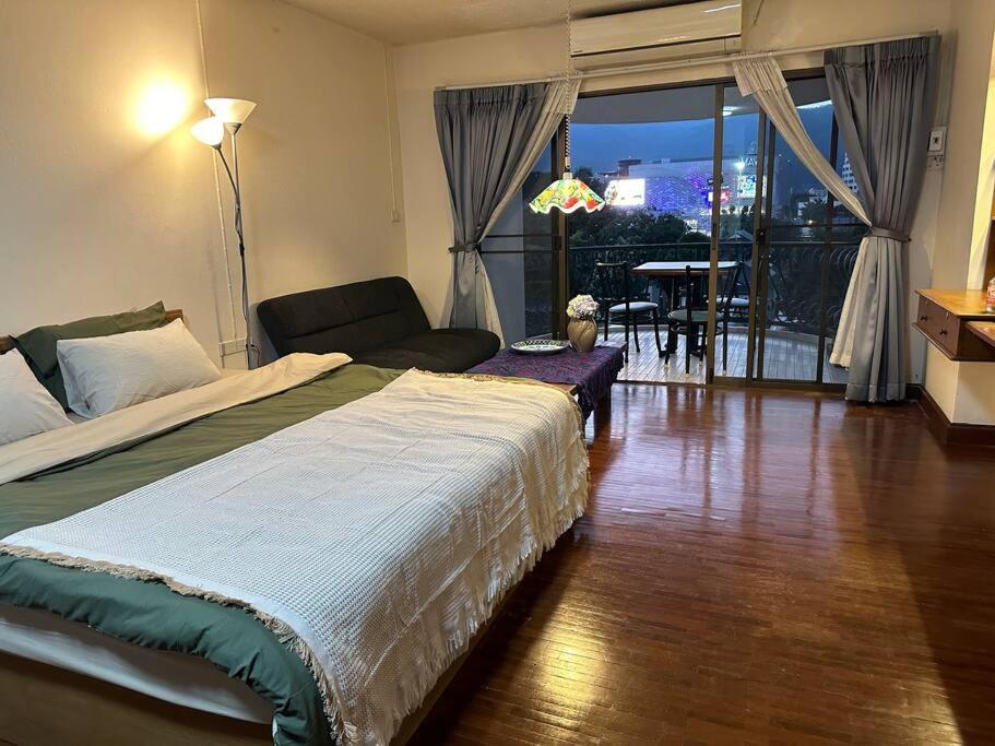 Nimman,mountain View