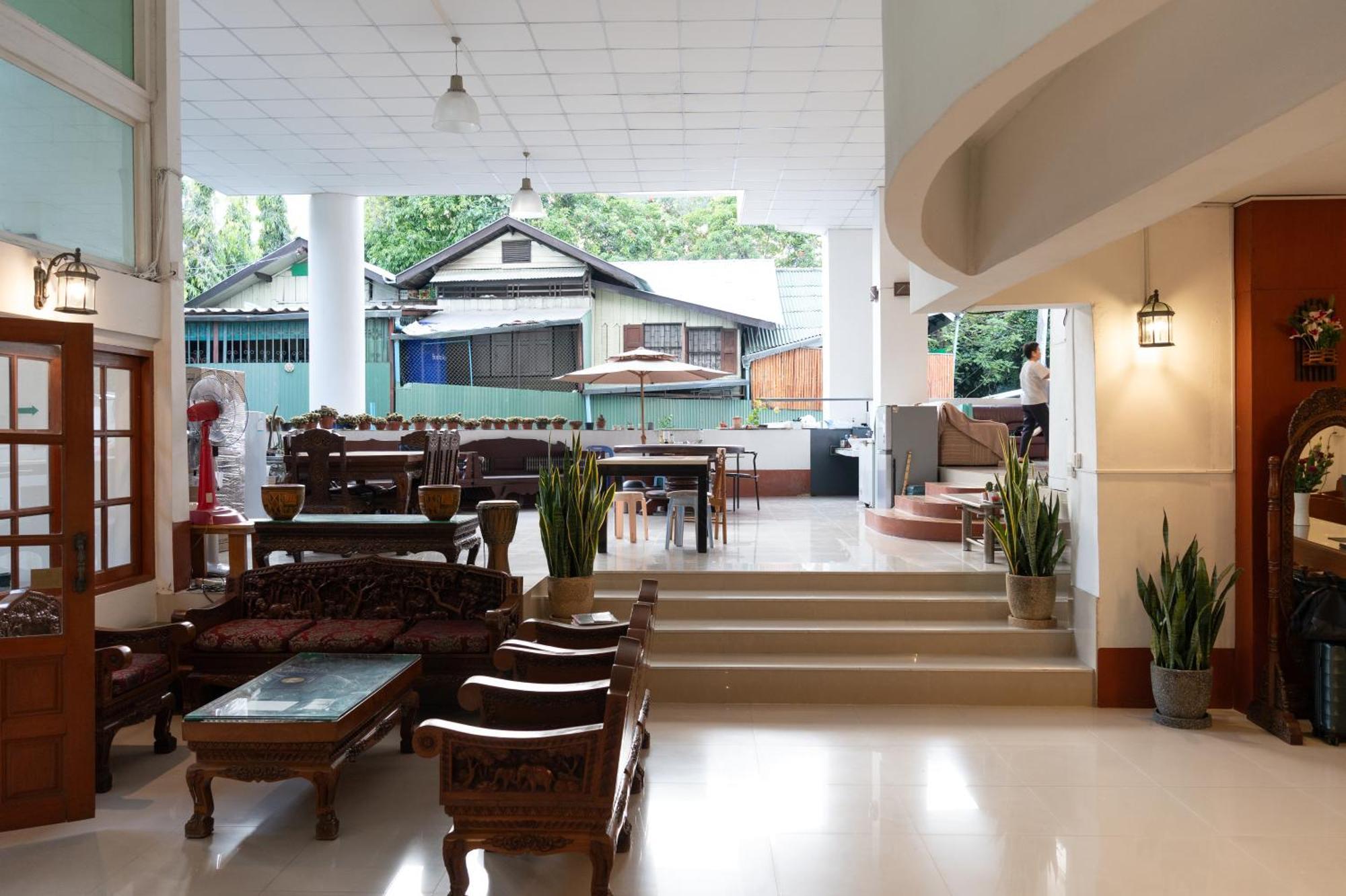 Chiang Mai Mansion 2*