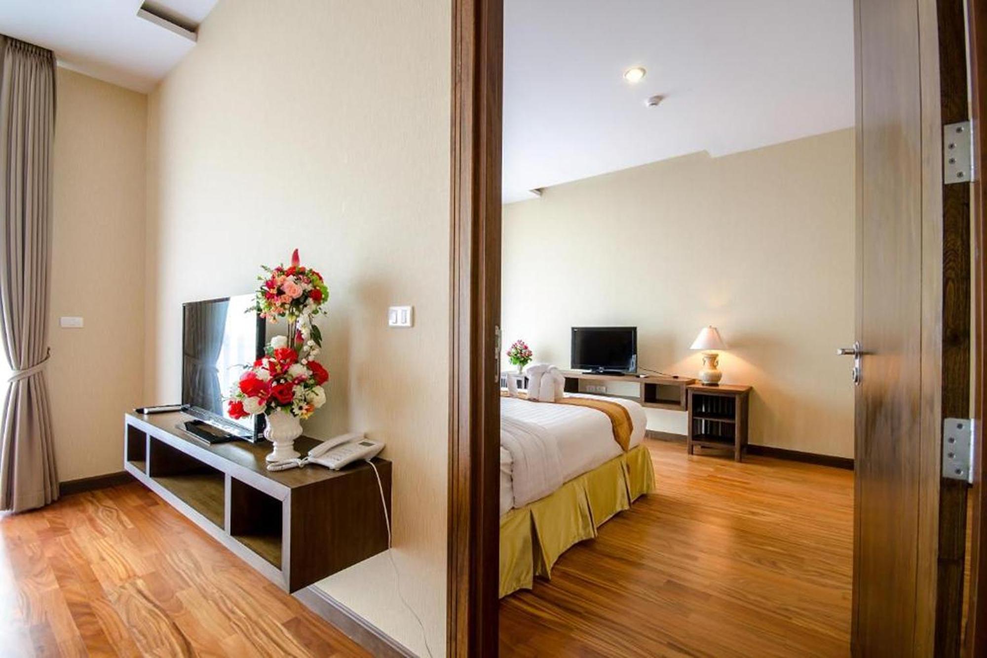 Khammon Lanna Resort 4*