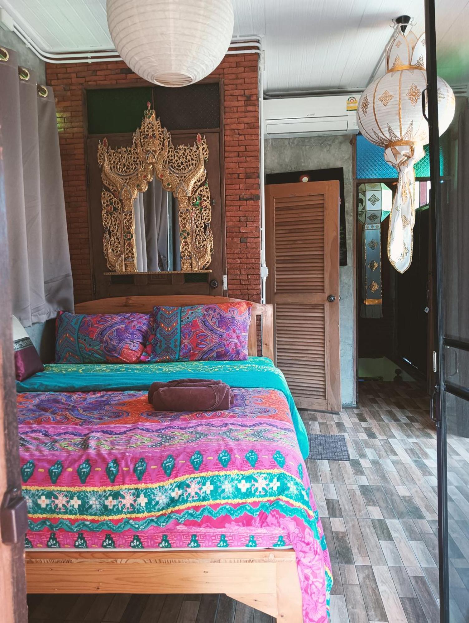 Hostel Huen Chiang Man (adults Only)