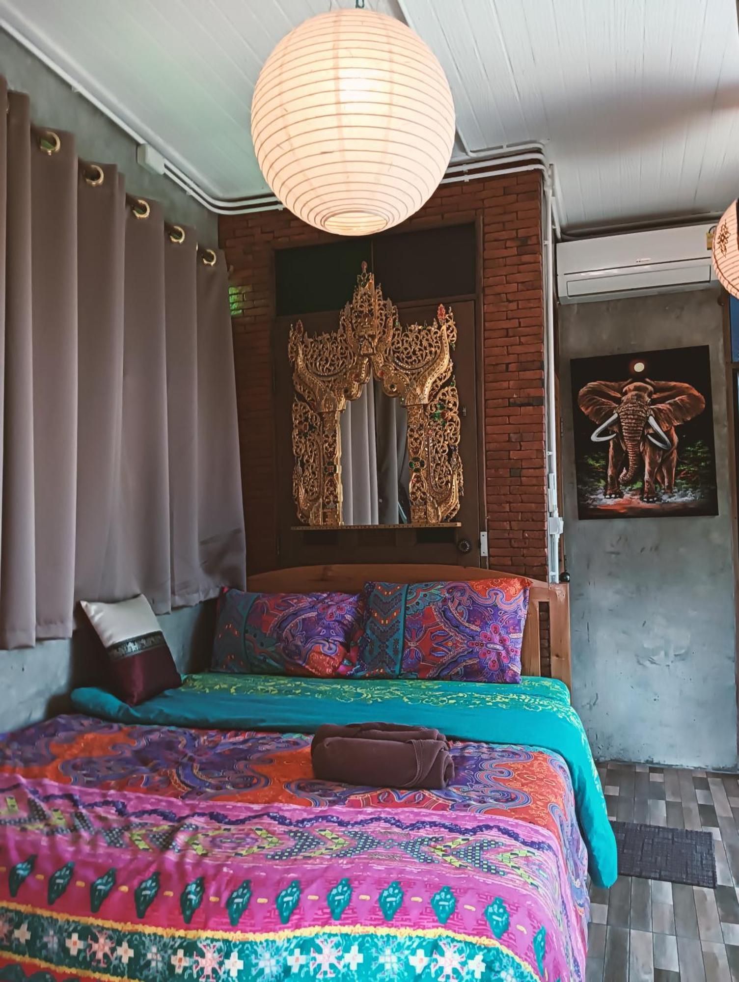 Huen Chiang Man (adults Only)