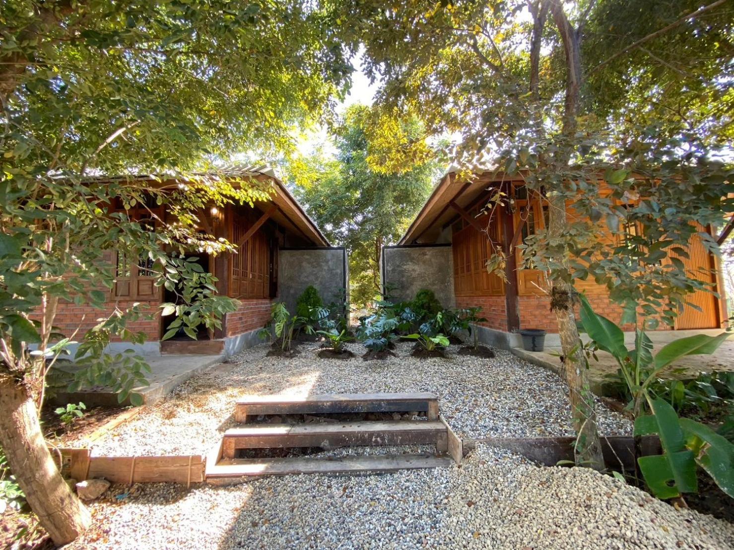 Privatunterkunft Tasana Garden Saraphi ทาซาน่าการ์เด้น สาขาสารภี *
