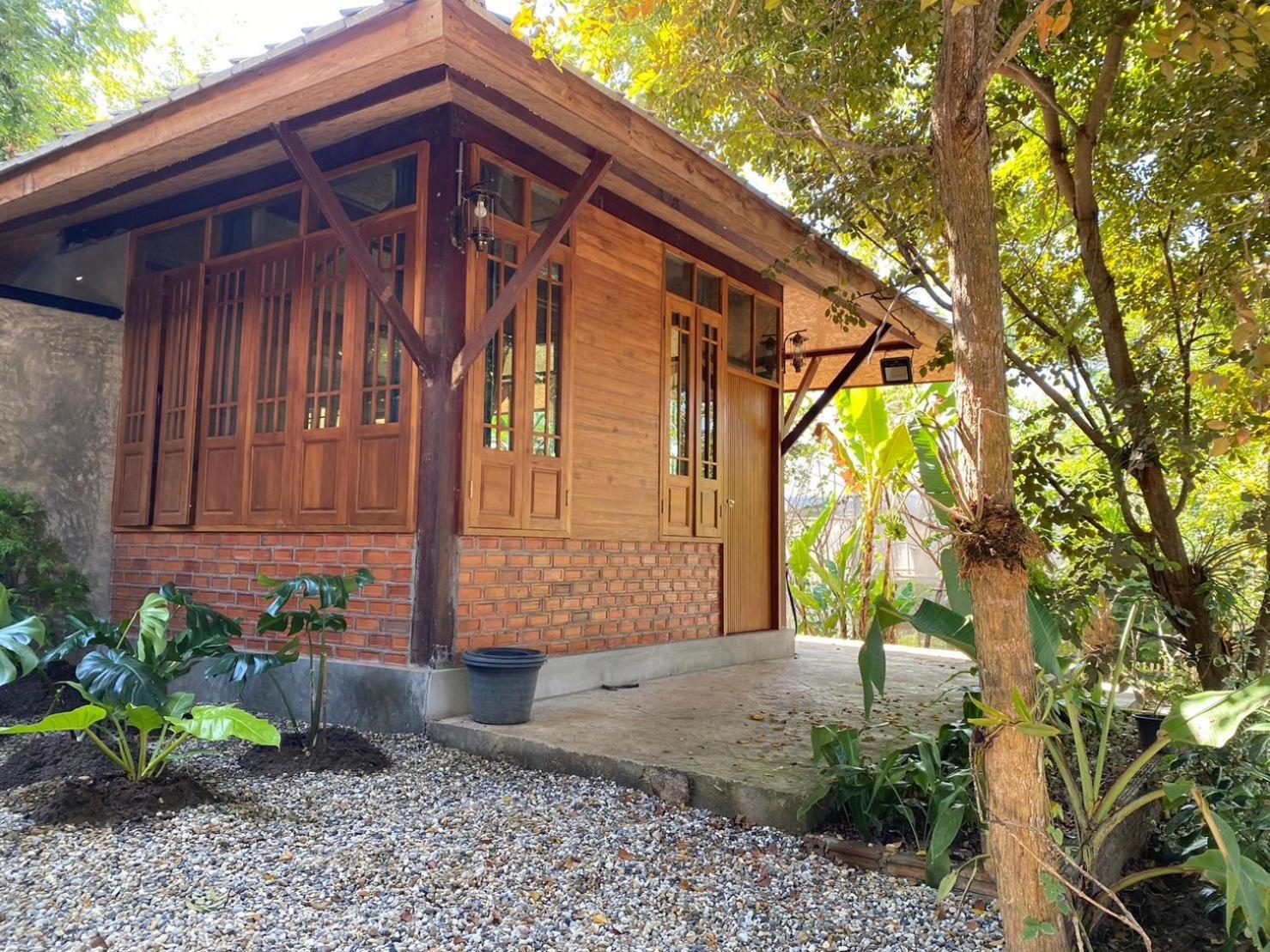 Tasana Garden Saraphi ทาซาน่าการ์เด้น สาขาสารภี * Chiang Mai