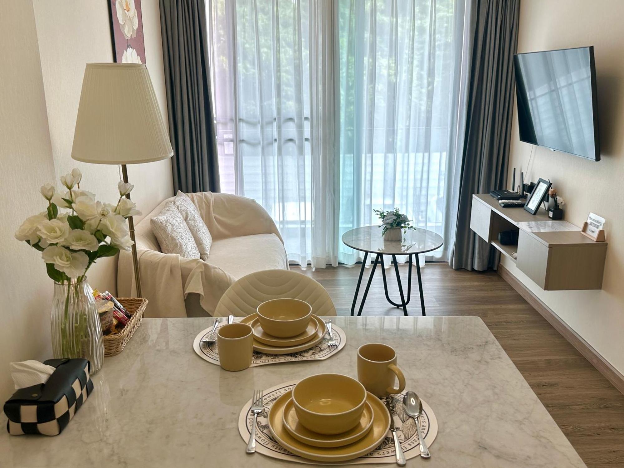 3 Min Walk To Festival, Infinity Pool, 1 Bedroom 1 Bathroom