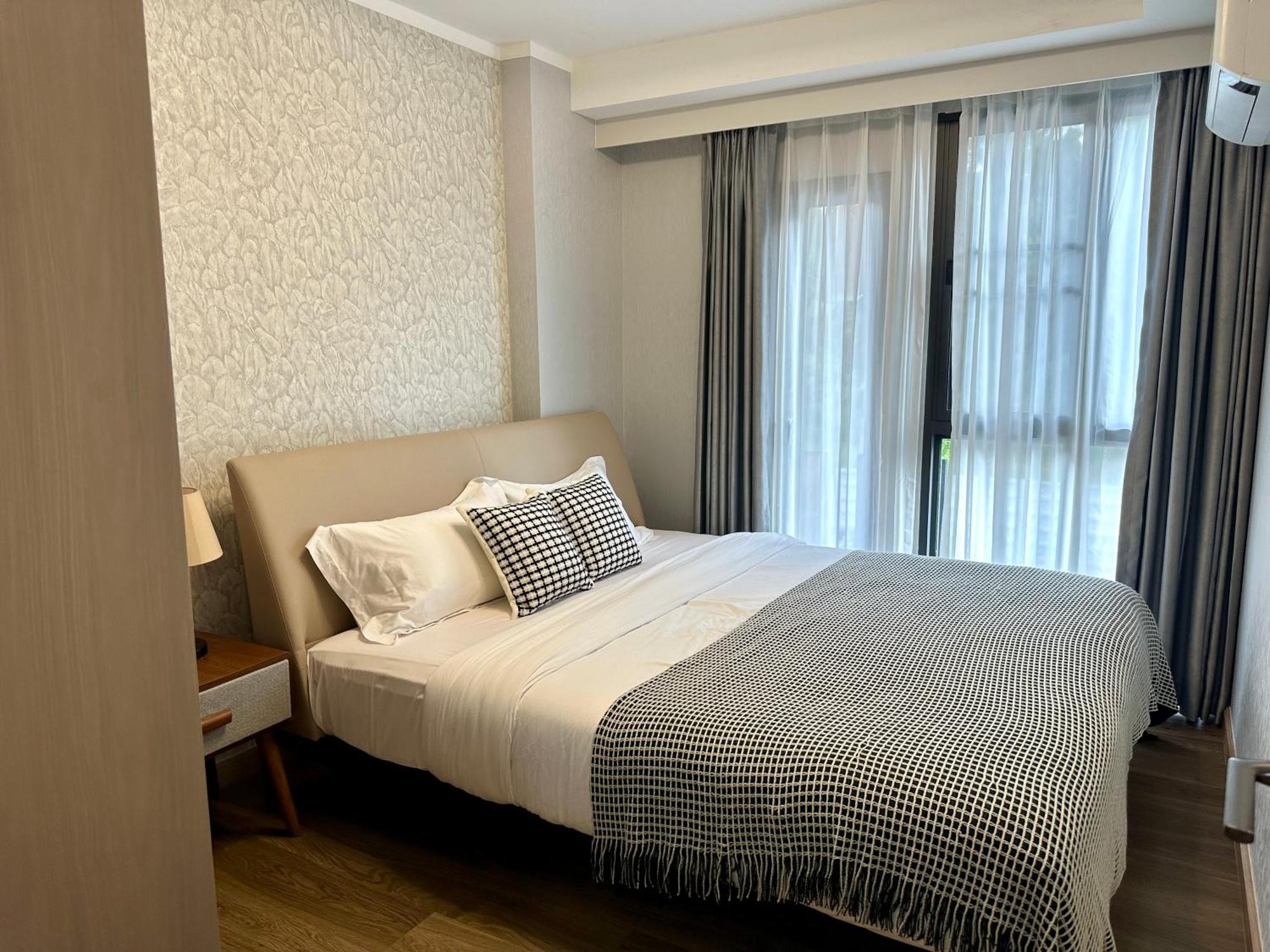 Homestay 3 Min Walk To Festival, Infinity Pool, 1 Bedroom 1 Bathroom *