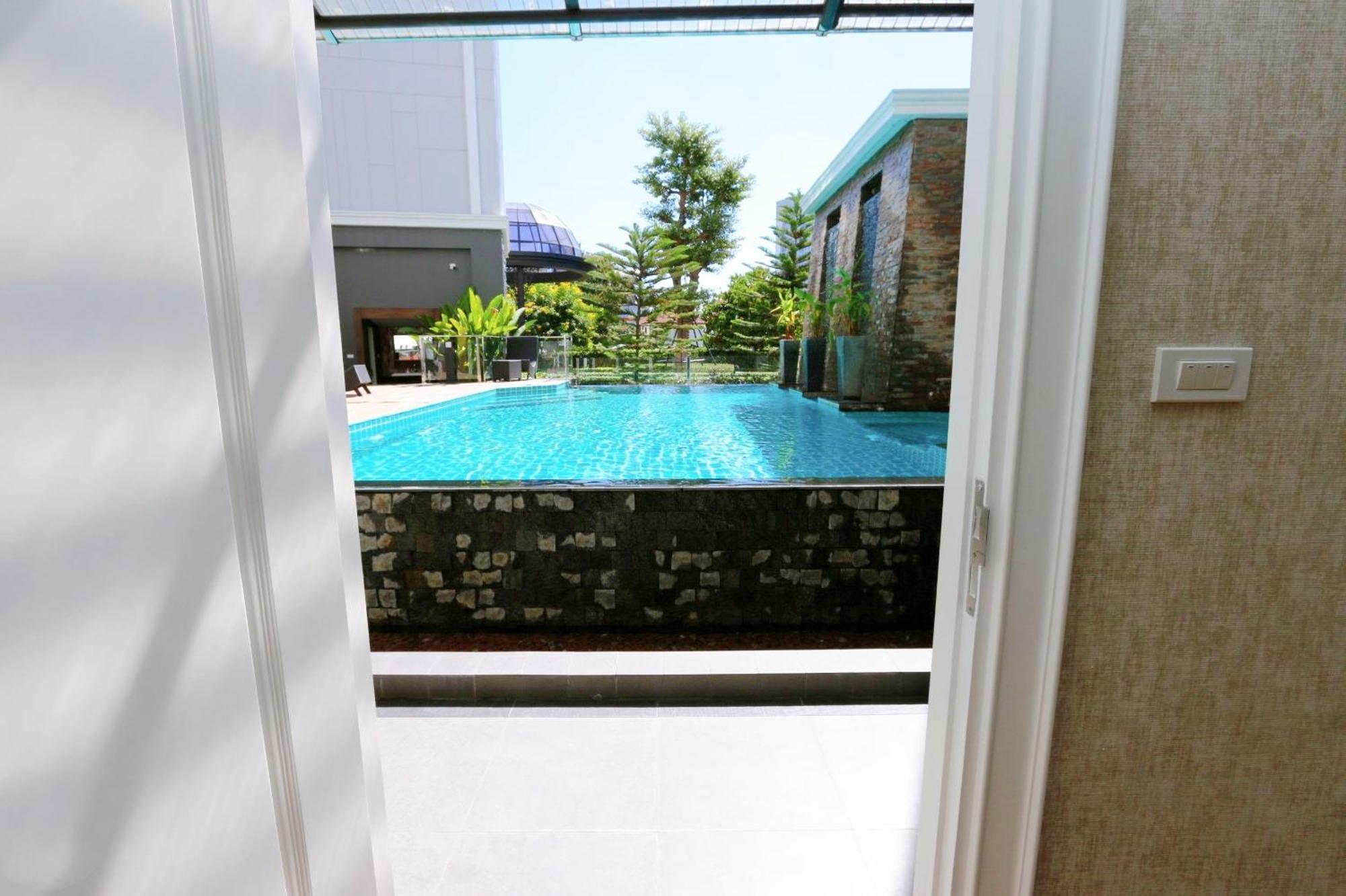 Pangsapuri Swimming View Loft *