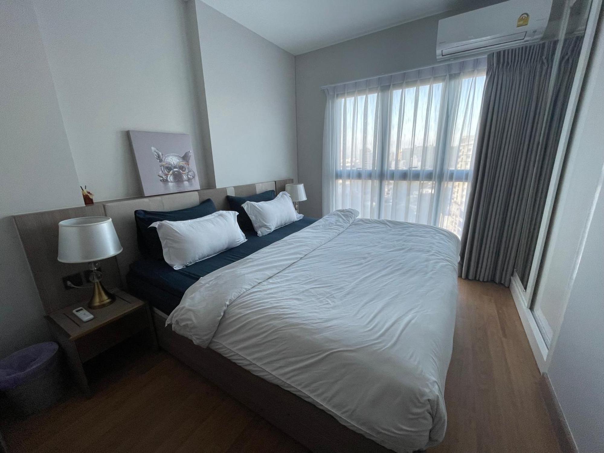 Astra Sky River Apartment