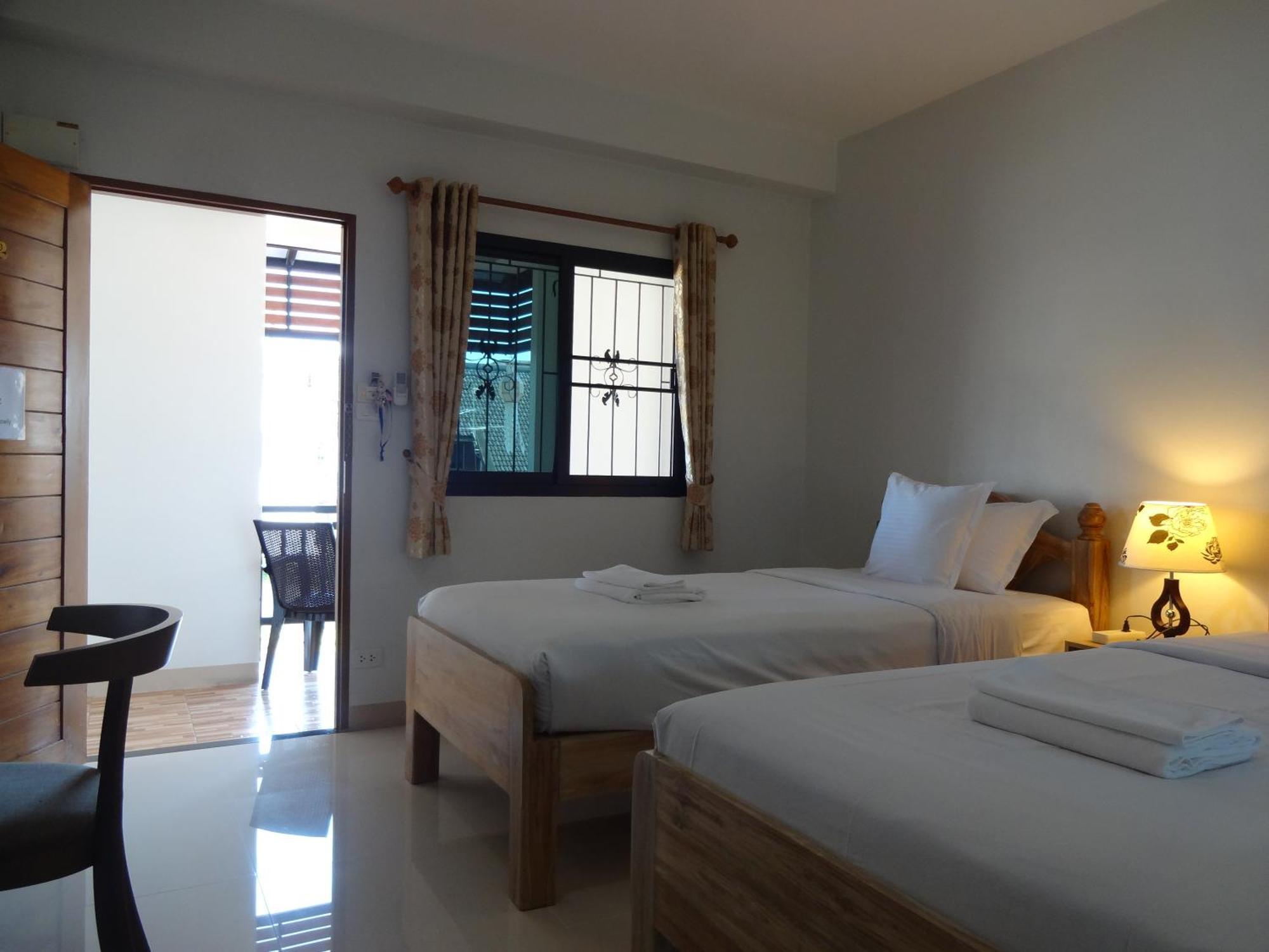 Casa de hóspedes Rena House Chiang Mai