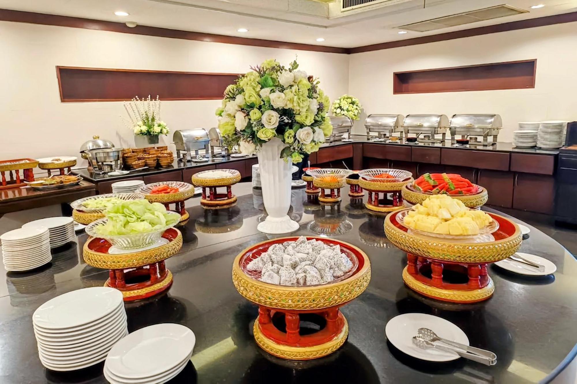 Hotel Royal Peninsula Chiangmai 3*