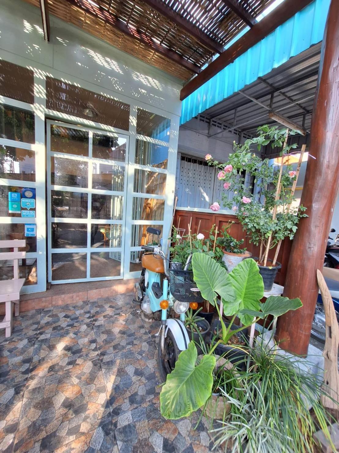 The Commonroom Cnx 2* Chiang Mai