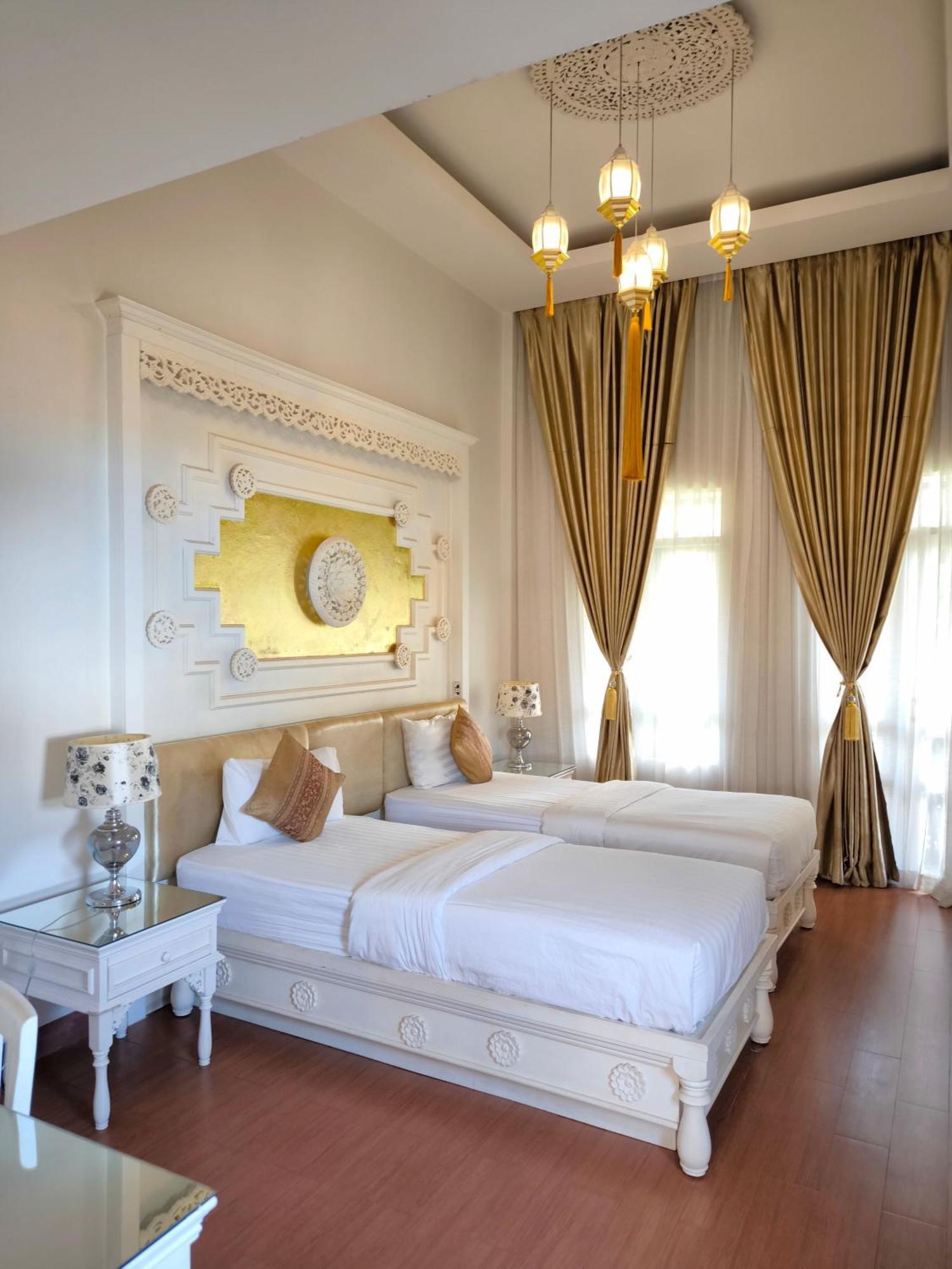 Ratchiangsaen Flora House 2* Chiang Mai