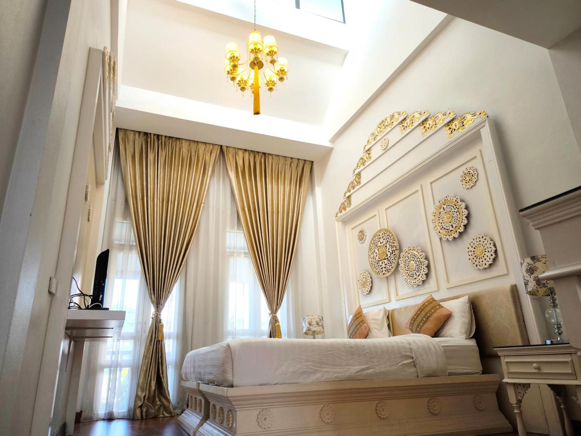Ratchiangsaen Flora House Guest house 2*