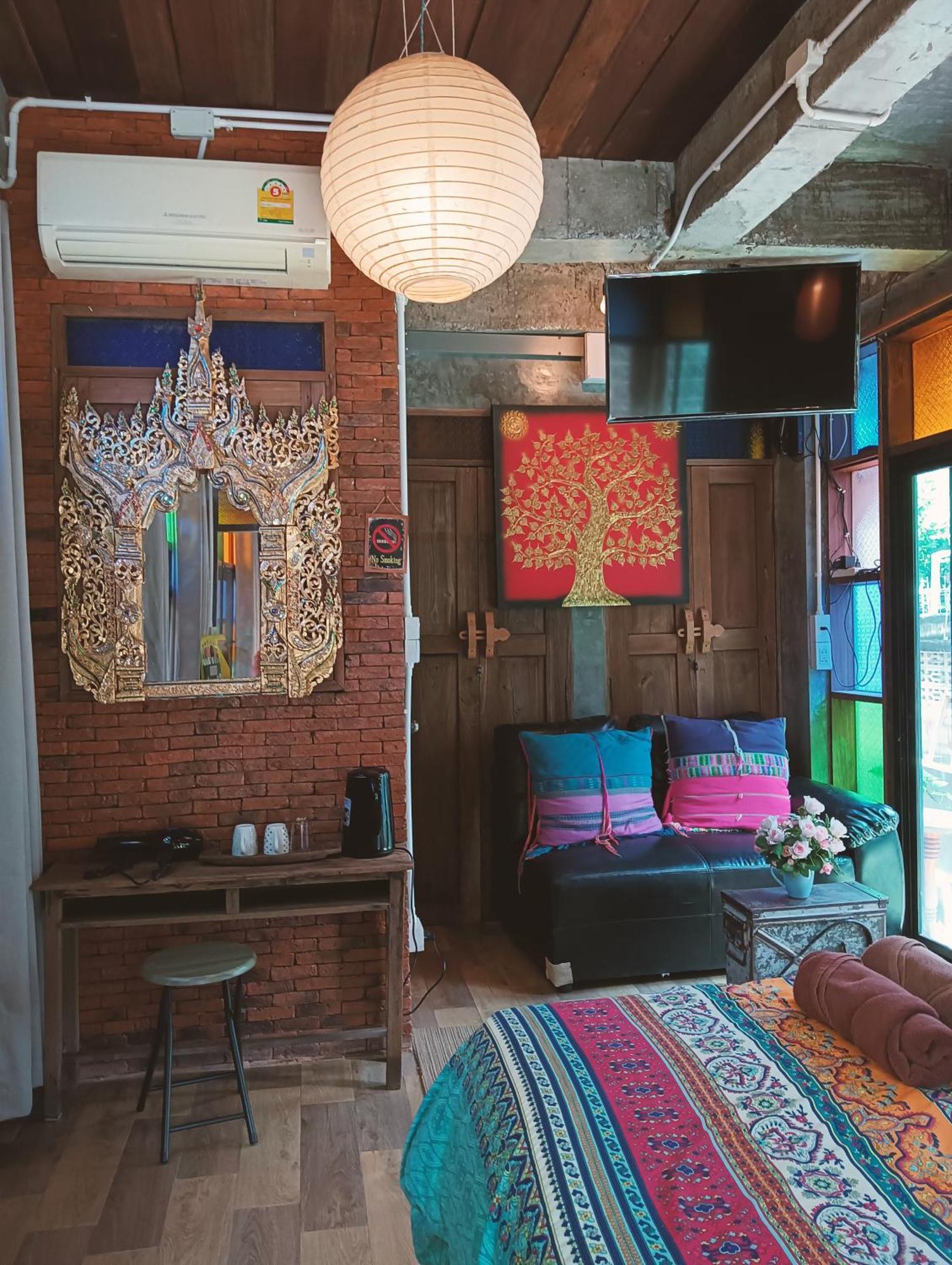 Huen Chiang Man (adults Only) *
