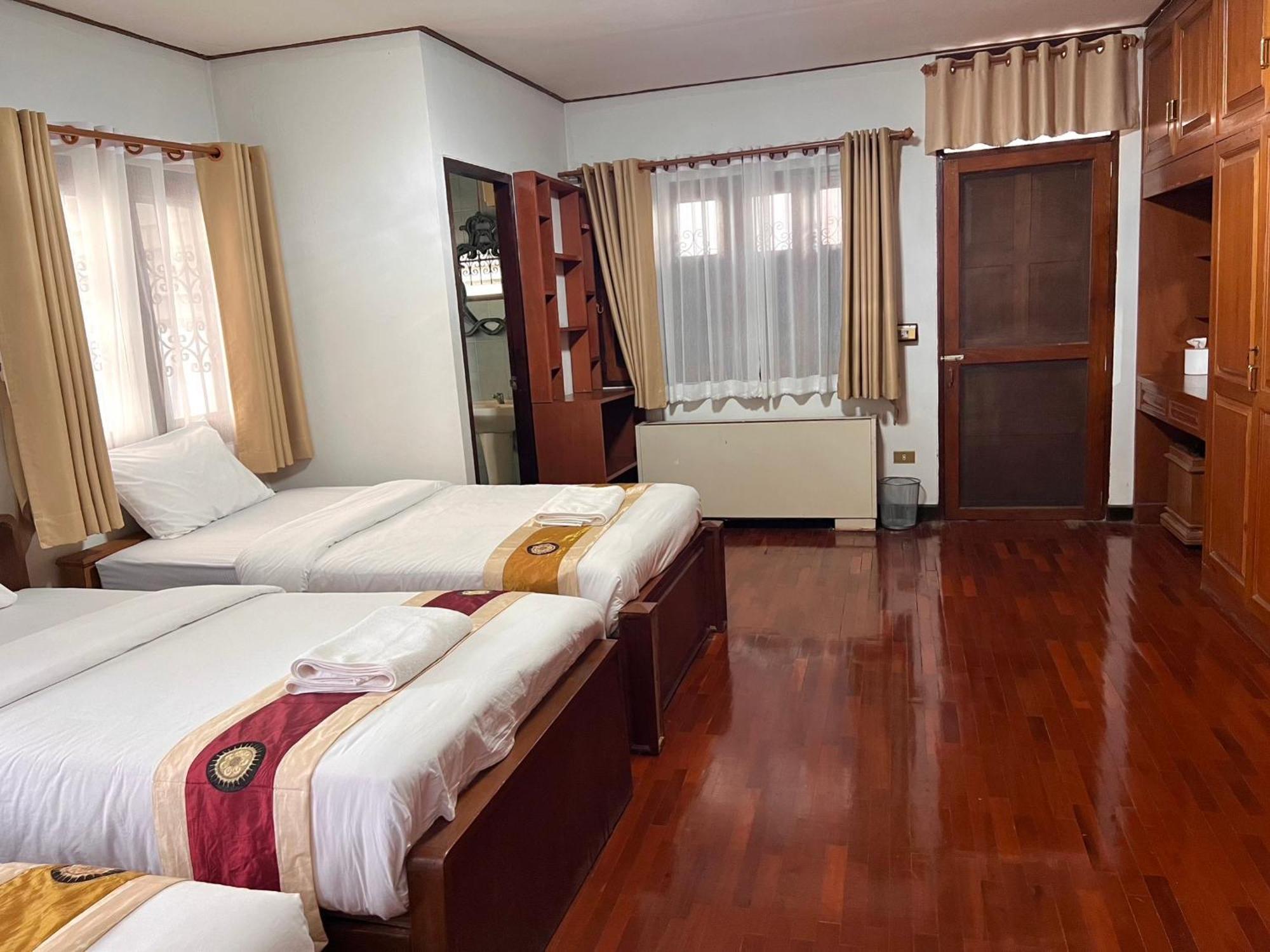 Homestay Lanaro House Chiang Mai