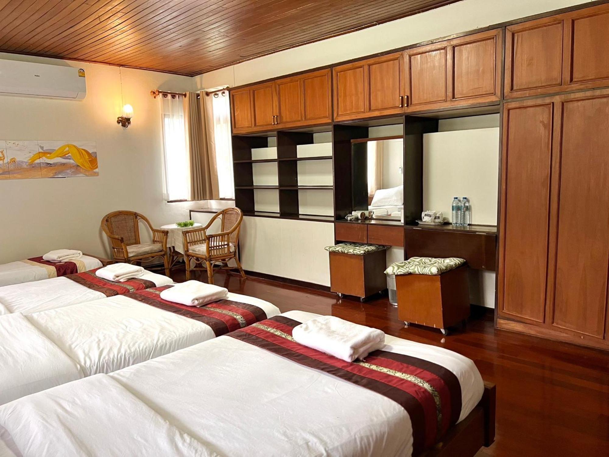 Homestay Lanaro House