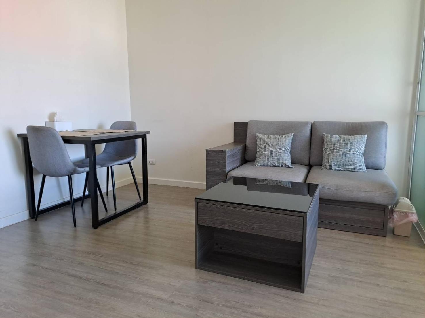 Apartment Cozy Close To Festival In Chiangmai