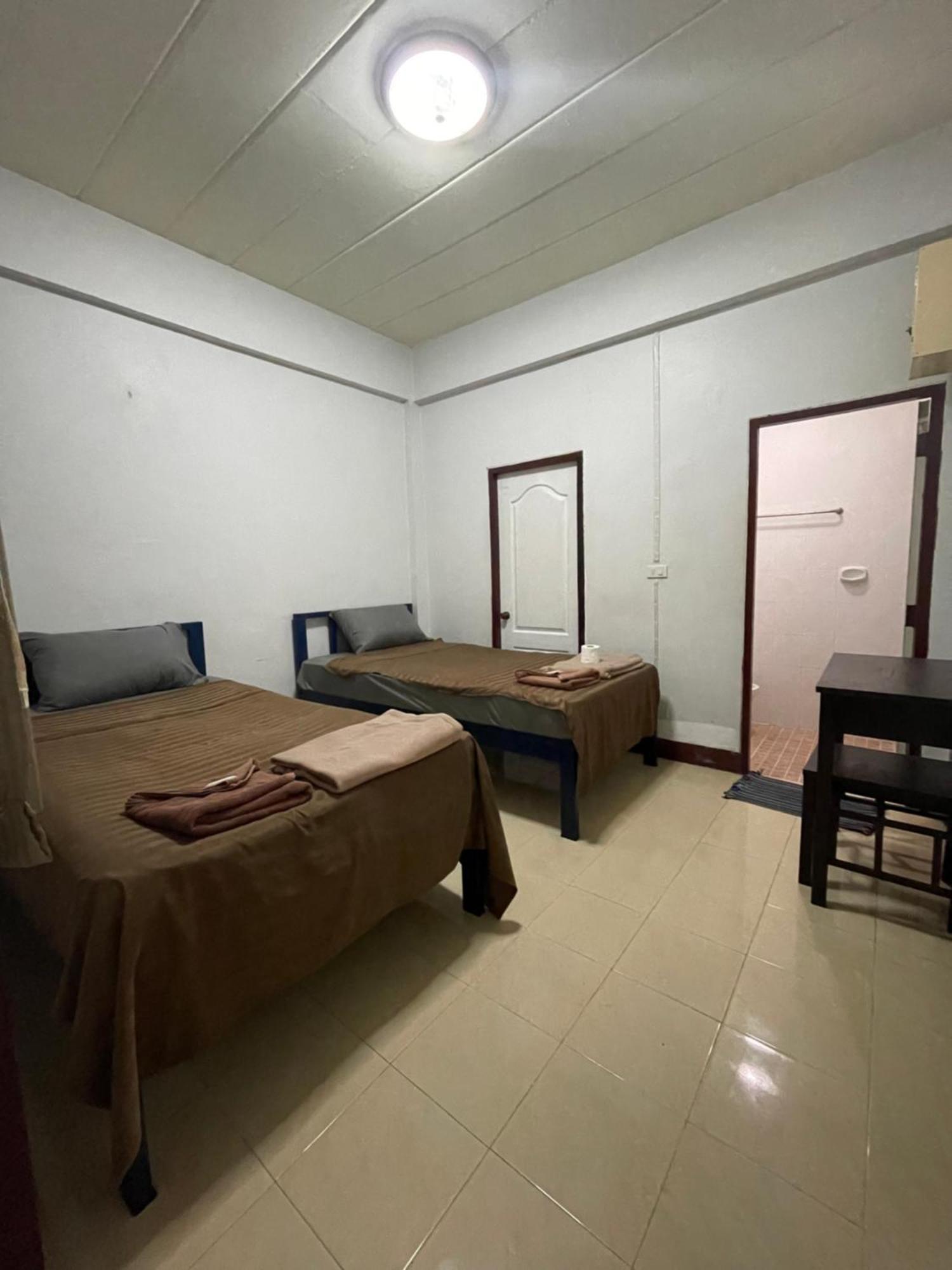 Hostel Jj