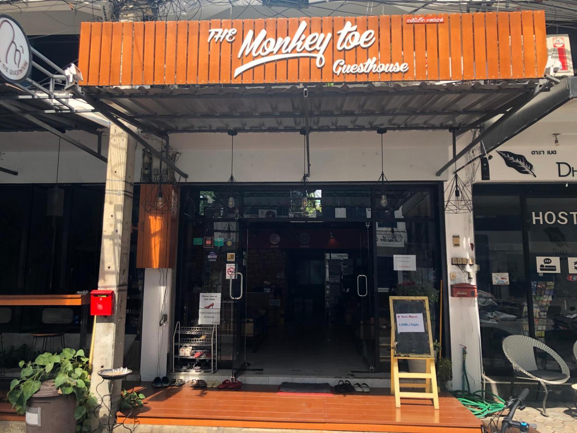 Monkey Toe * Chiang Mai