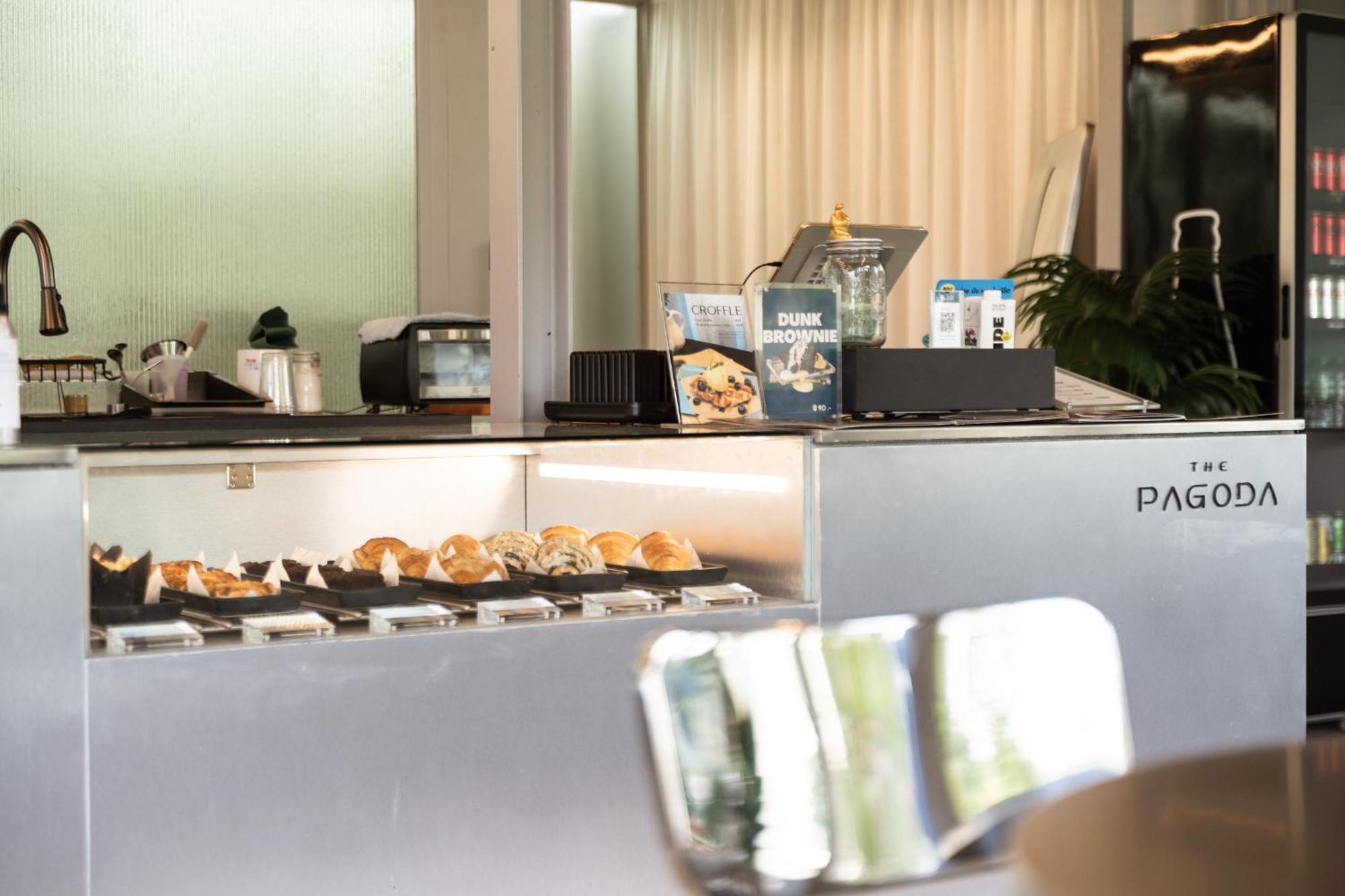 Maraya & -sha Hotel