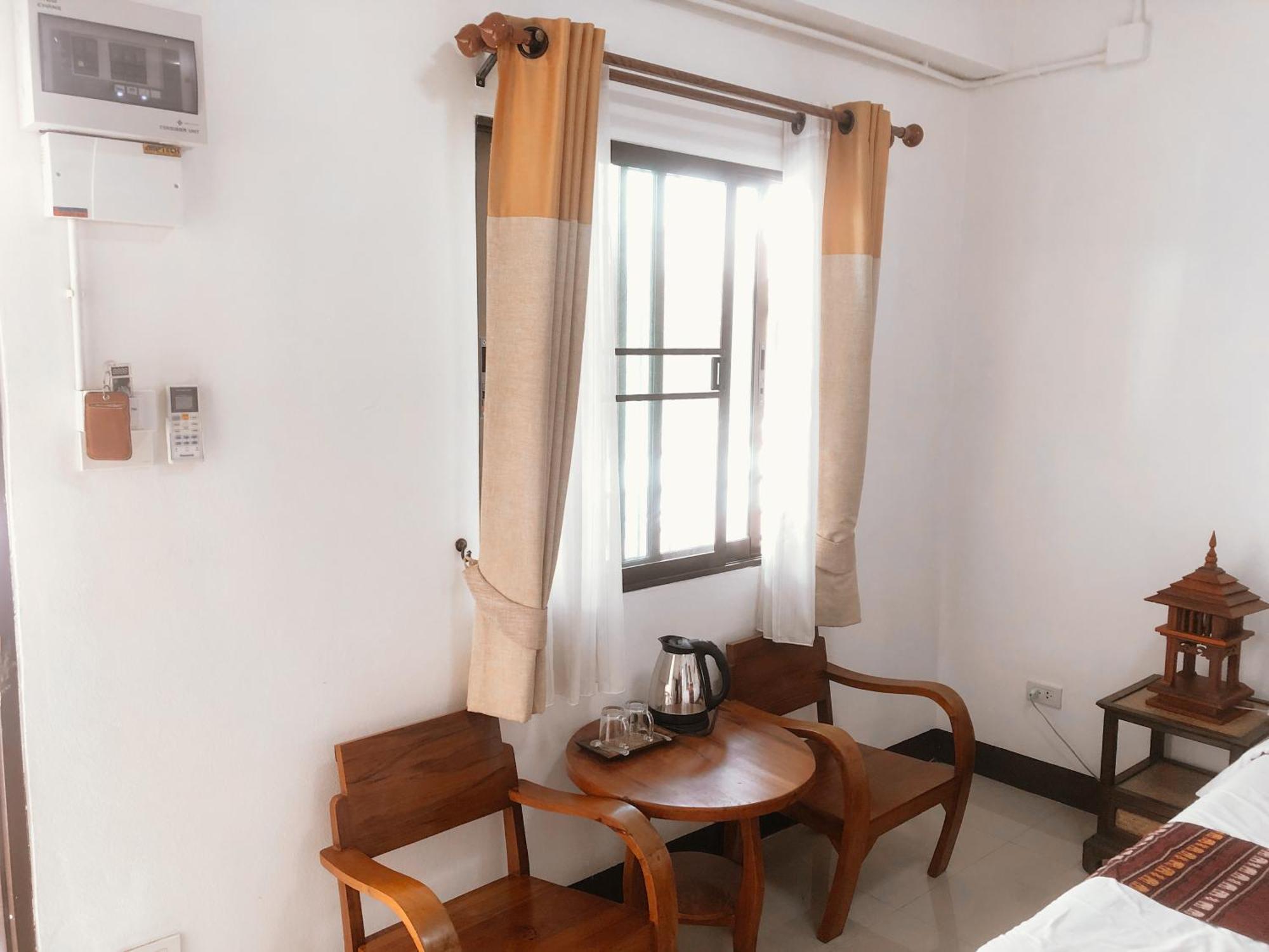 Dphouse Center Of Old Rumah tetamu
