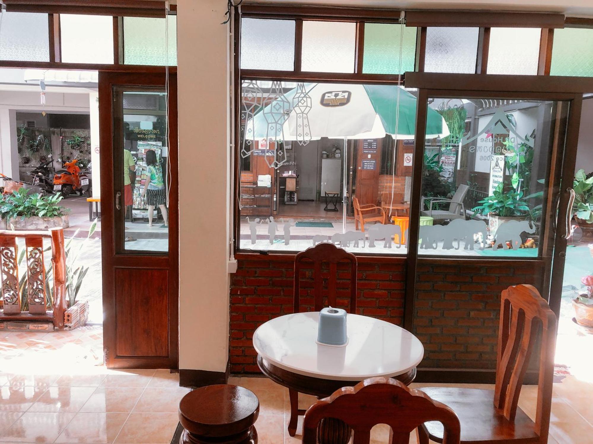Dphouse Center Of Old Rumah tetamu 2*