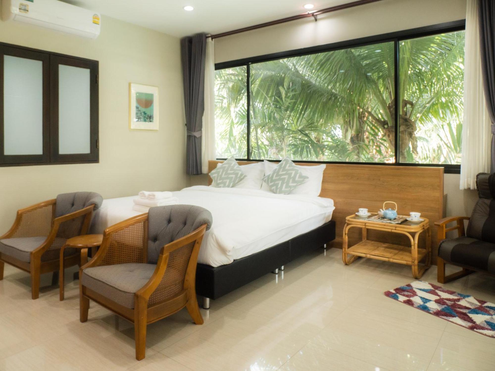 Beaver Club Chiang Mai