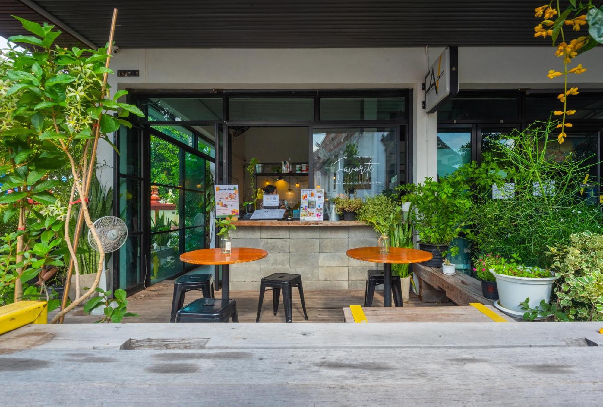 Fav Town Hostel