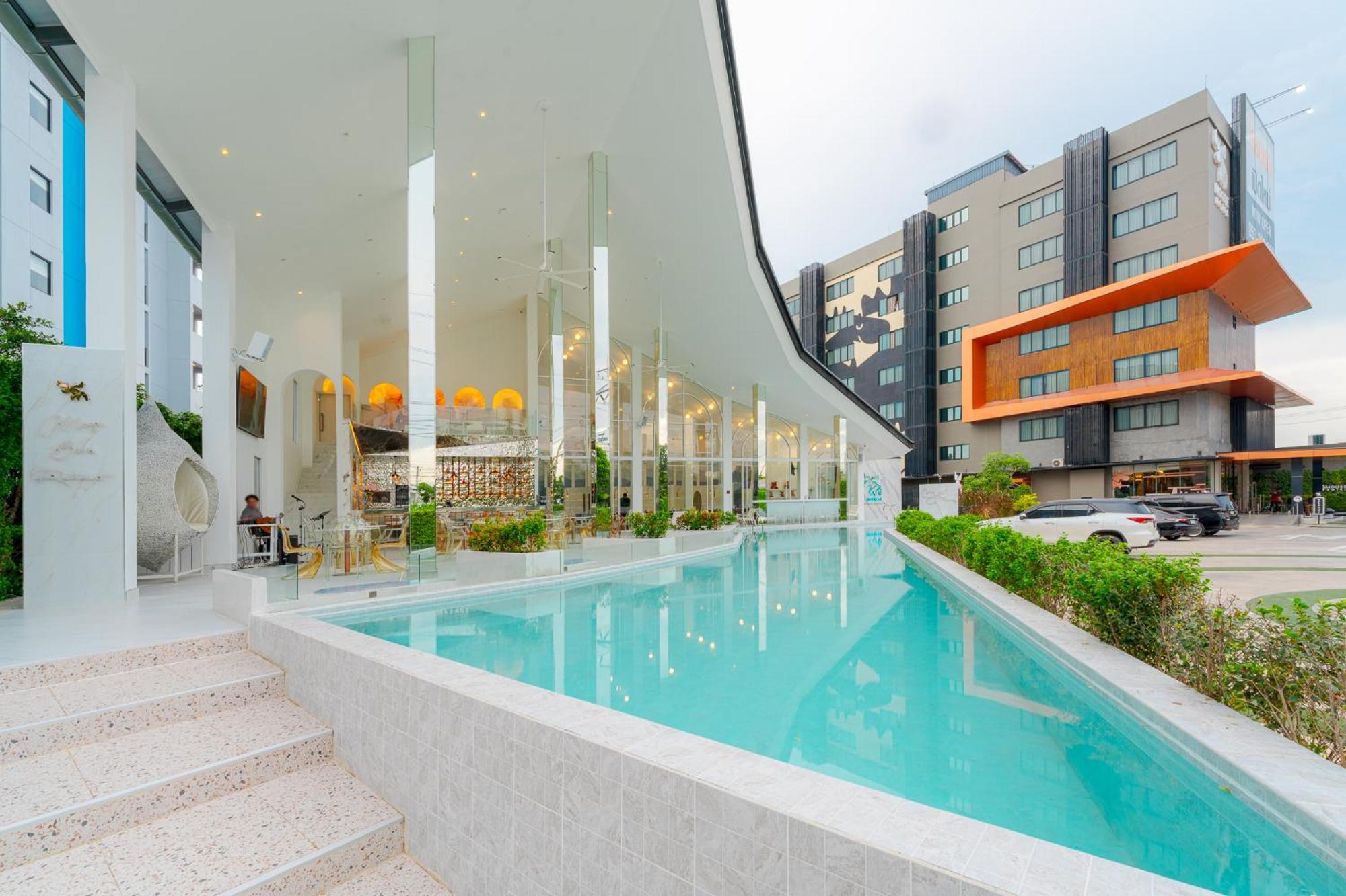 Moose Chiangmai Hotel 4*