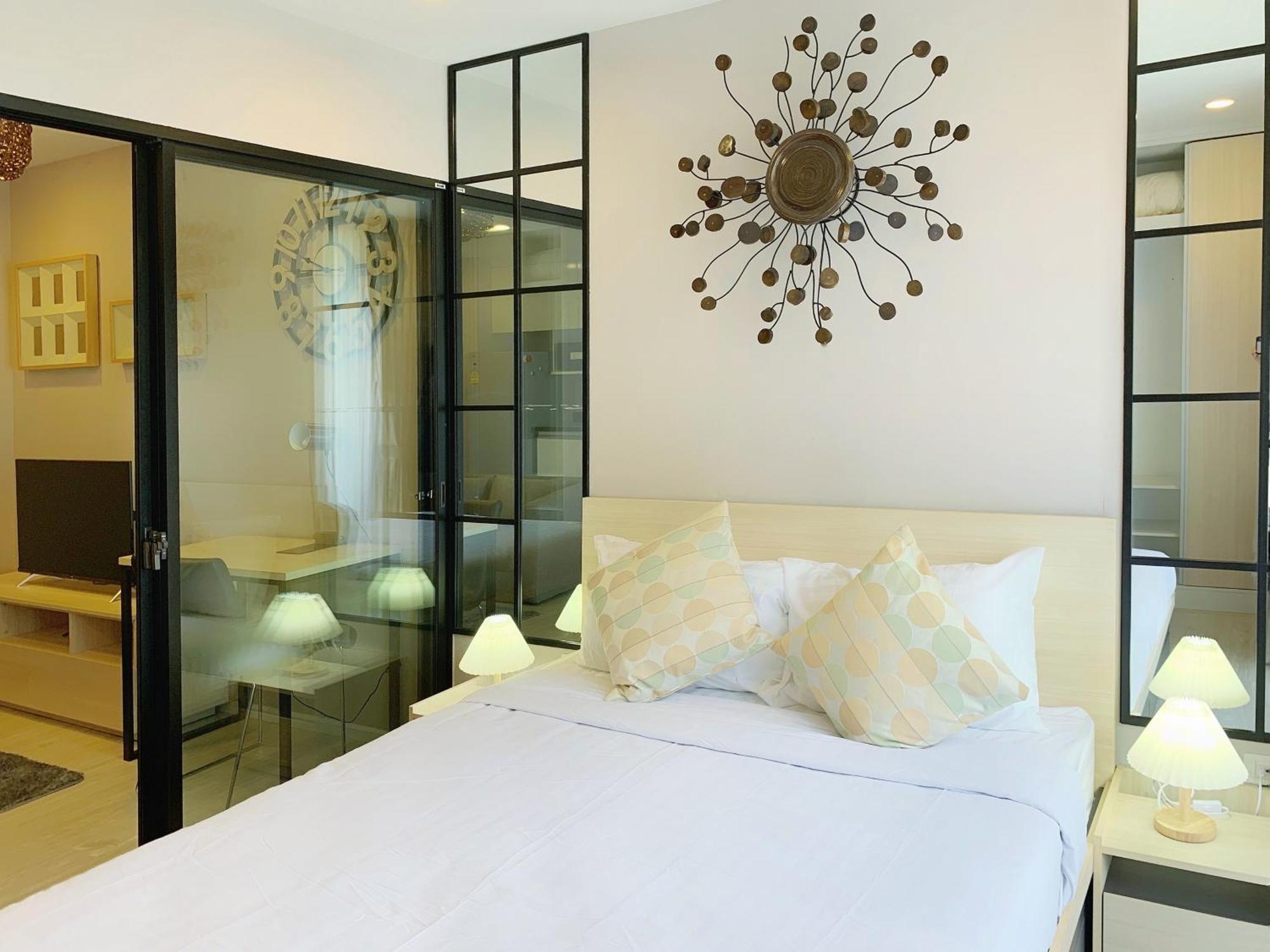 Cm Design Space In Ninman Maya Apartment *