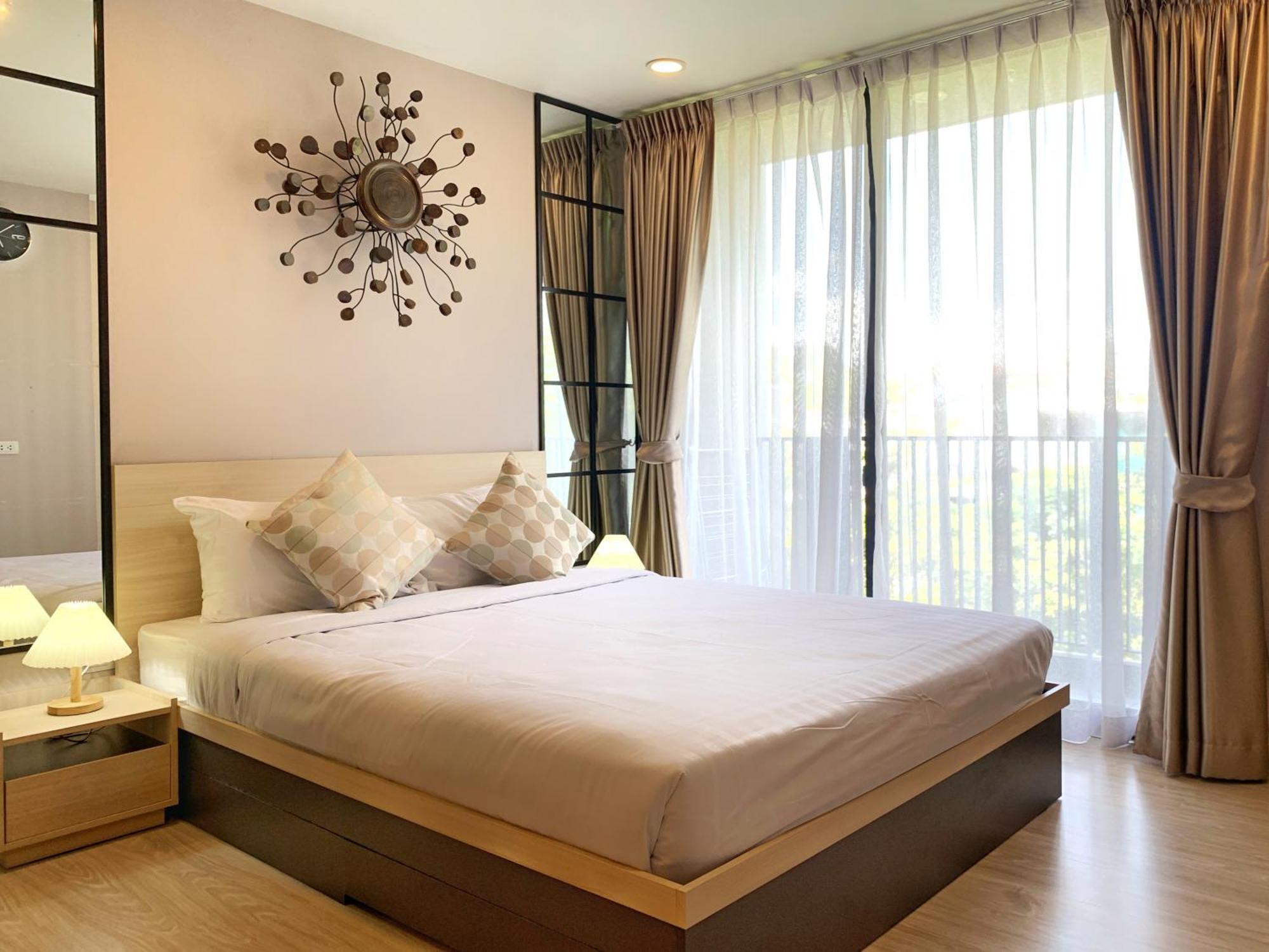 Cm Design Space In Ninman Maya Apartment *