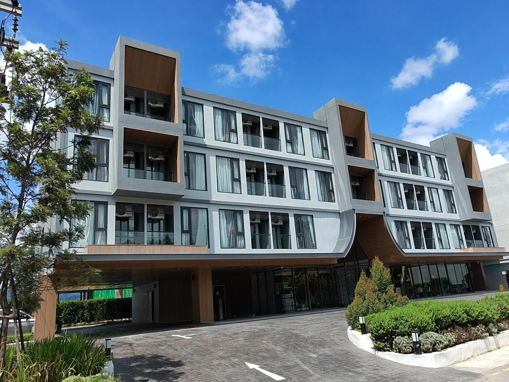 Hotel Cha Chiangmai Luxury Chiang Mai