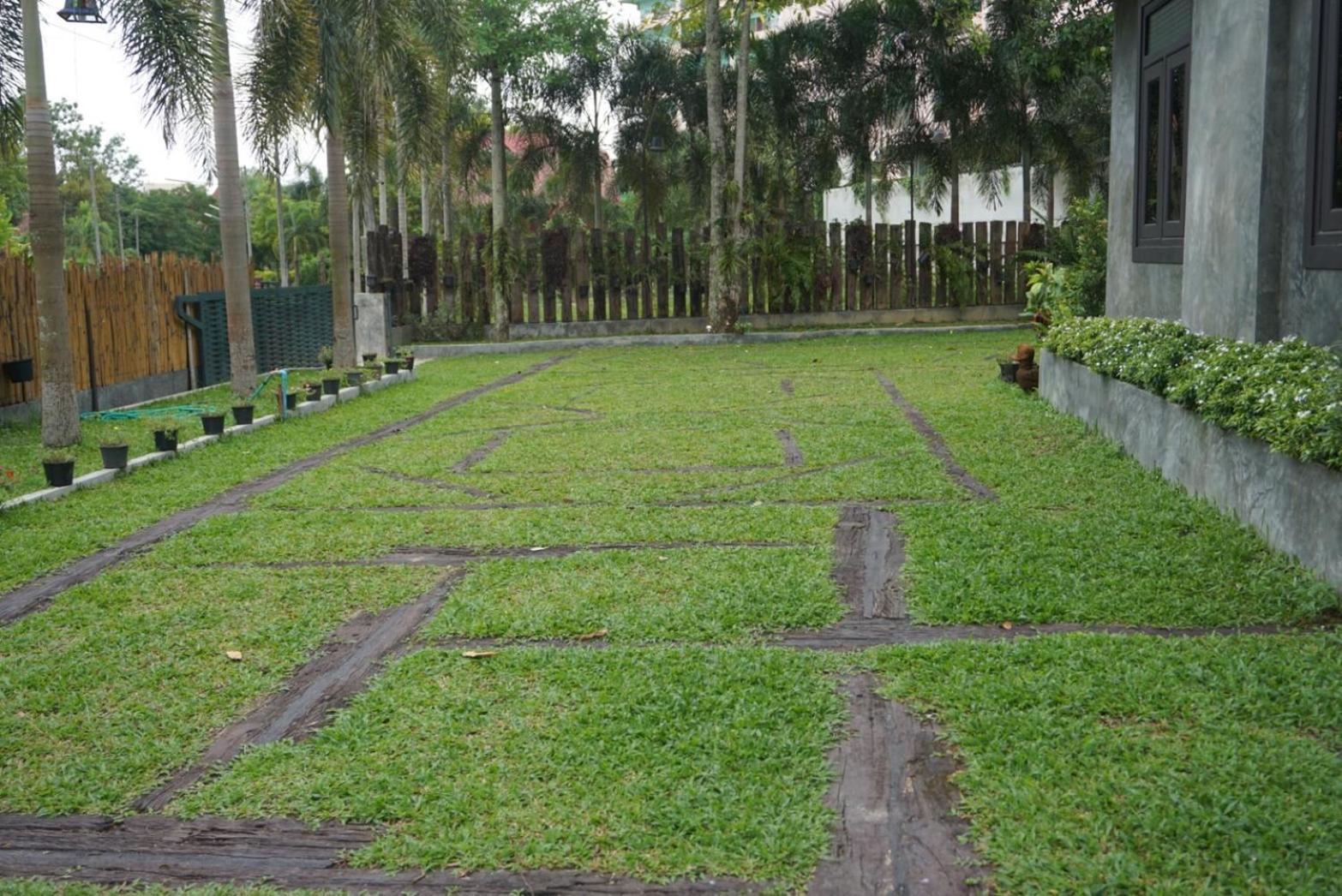 Ferienhaus Seed Villa-nimman Thai Local Lanna Garden