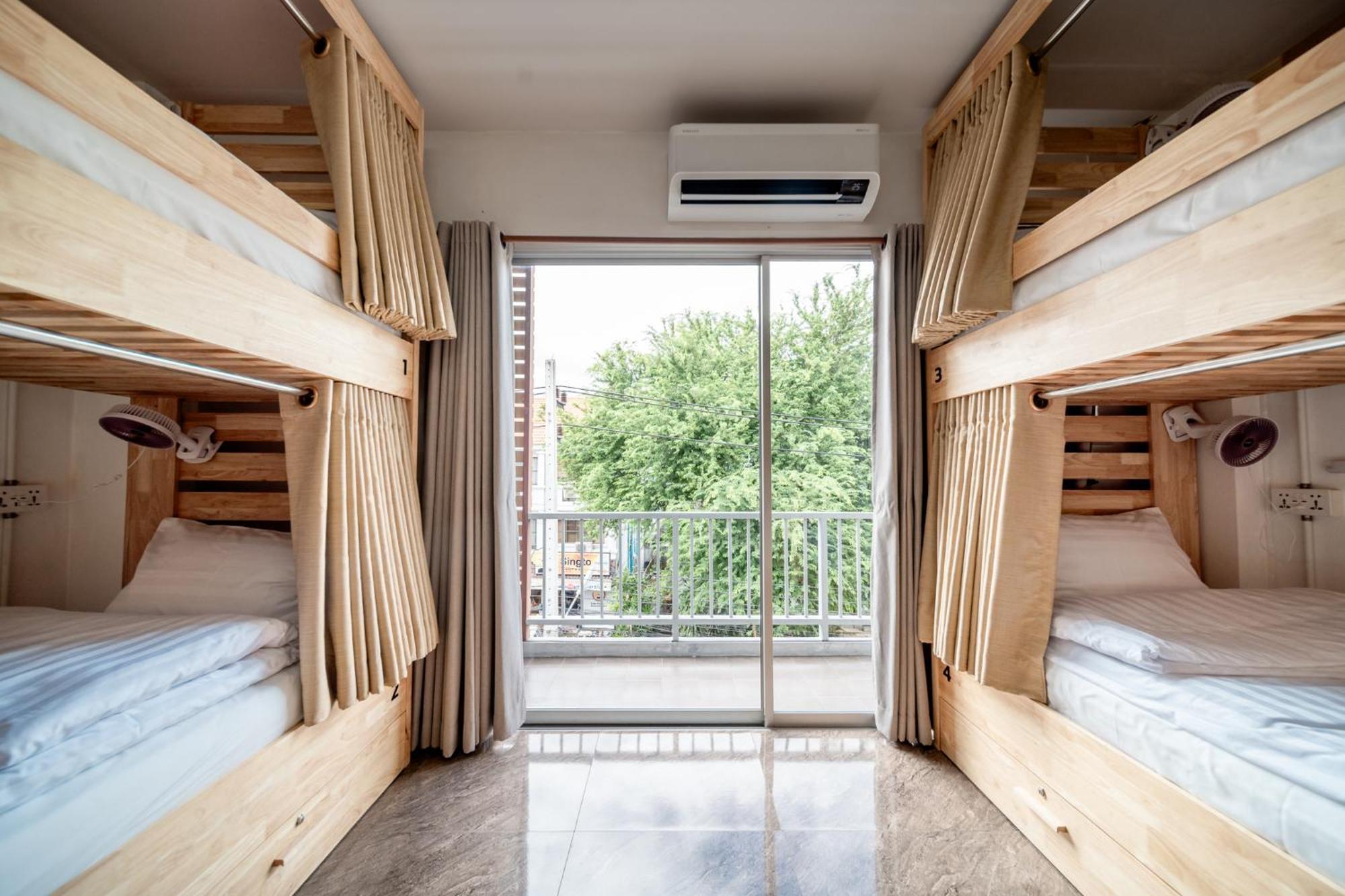 Socialer Coliving & Coworking Space Hostel *