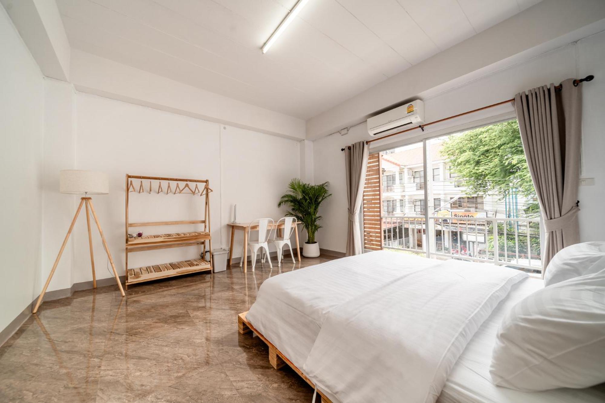 Socialer Coliving & Coworking Space Hostel Chiang Mai