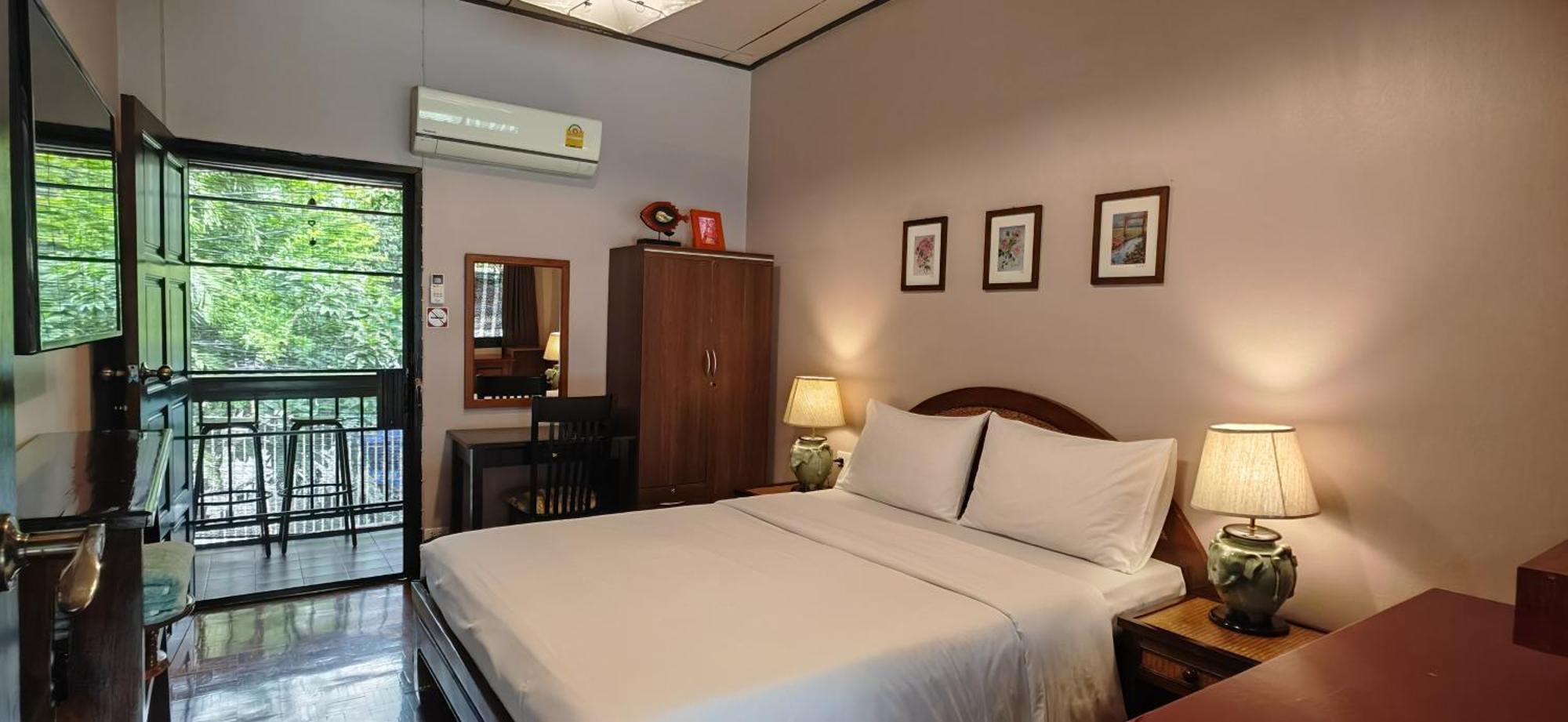 Hoh Guest house