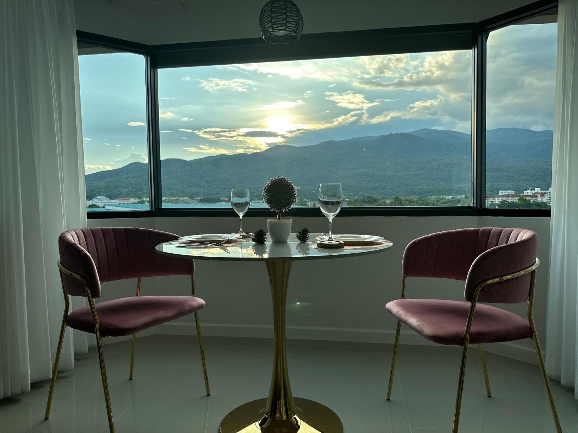 Mountain & View Panorama At Nimman Apartment Chiang Mai