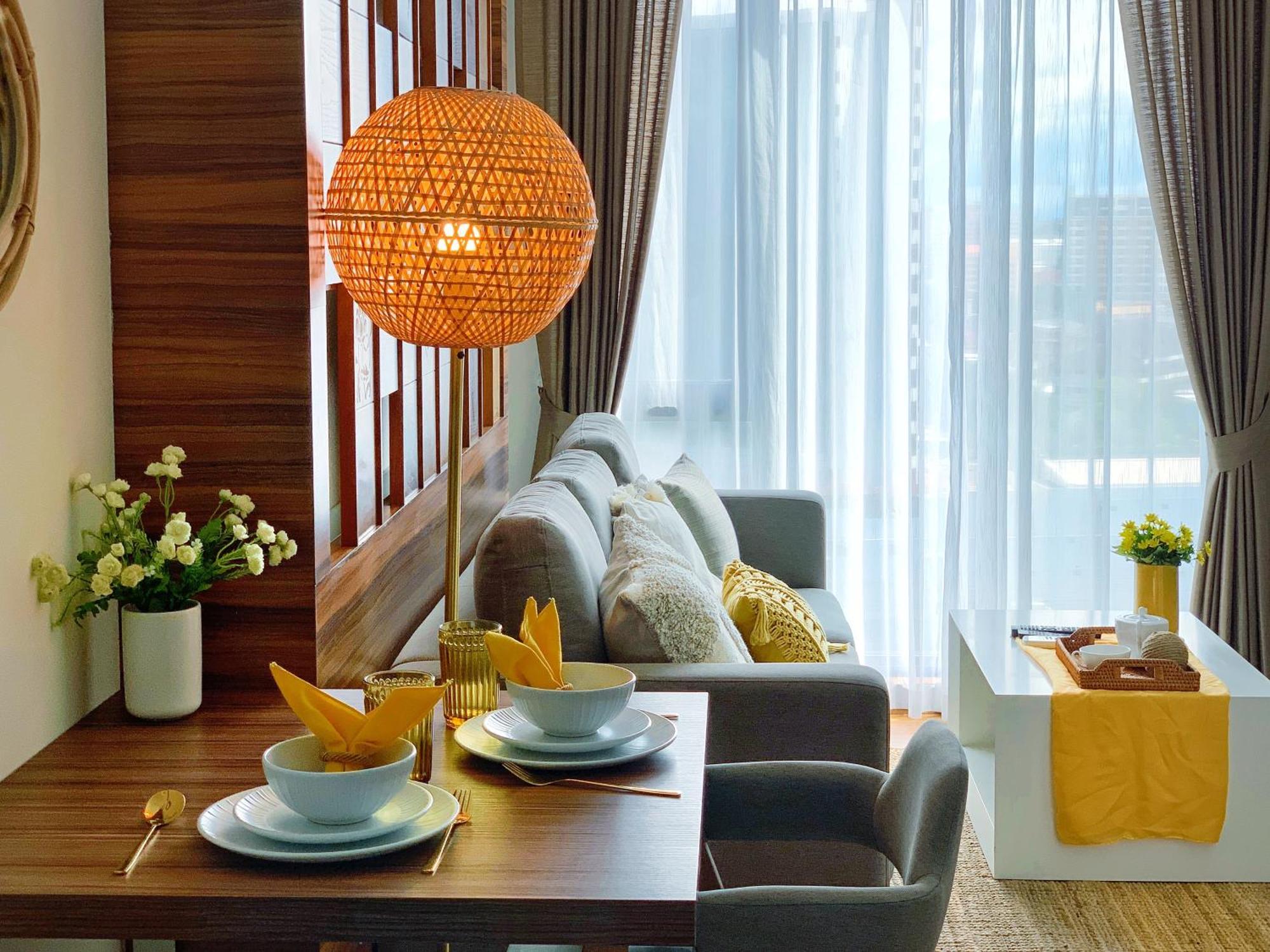 The Astra Cozy Living Apartment