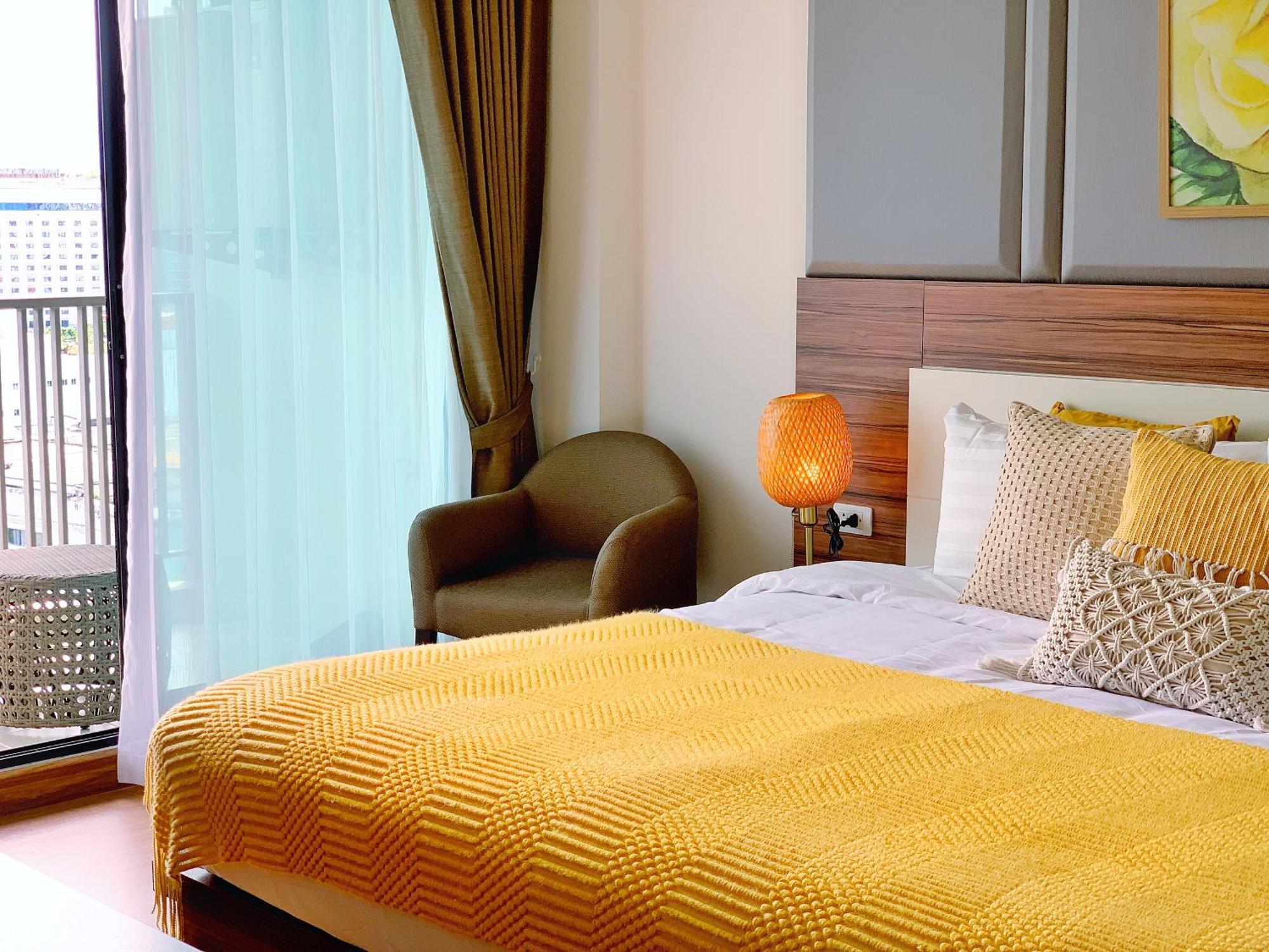 The Astra Cozy Living *