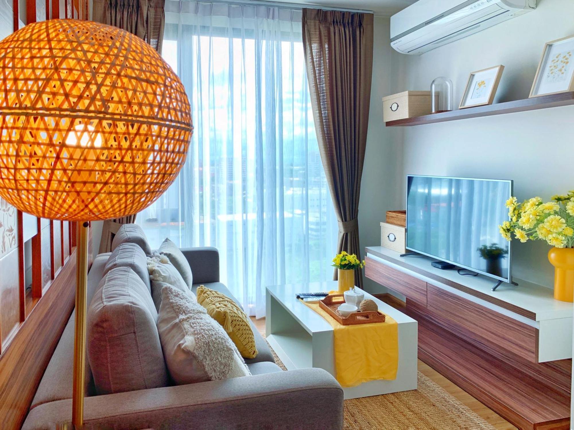 The Astra Cozy Living Apartment