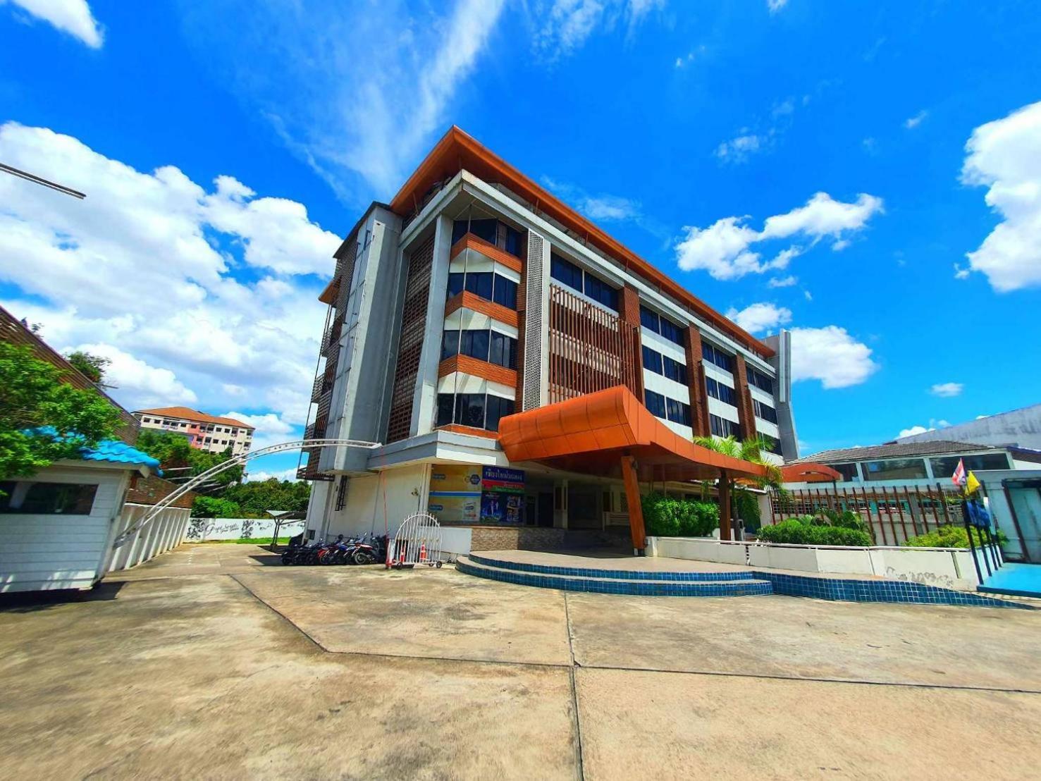 The Pacific Cool Chic Hotel 3*